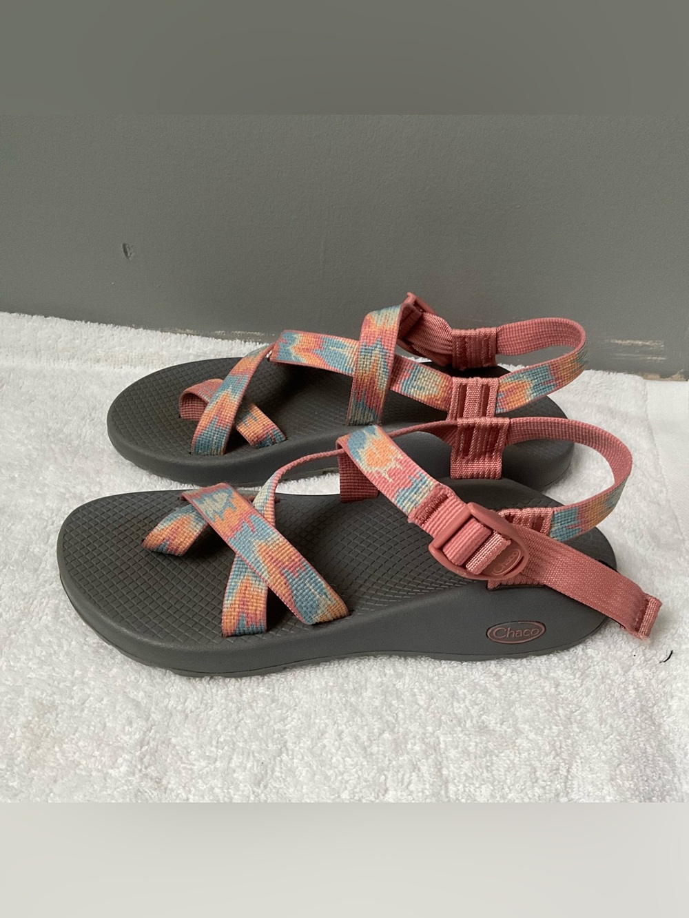 Chaco Women's Coral Multi Strap Z/Cloud Sandals size 9